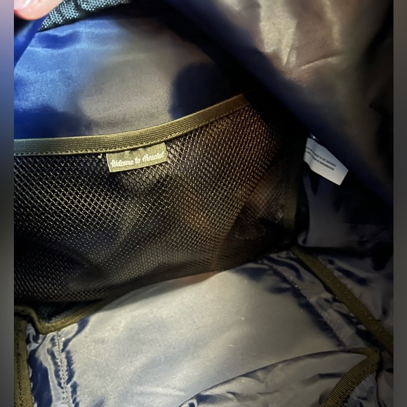Herschel Supply Co. Novel Duffel Studio Navy Blue EUC - Picture 11 of 12